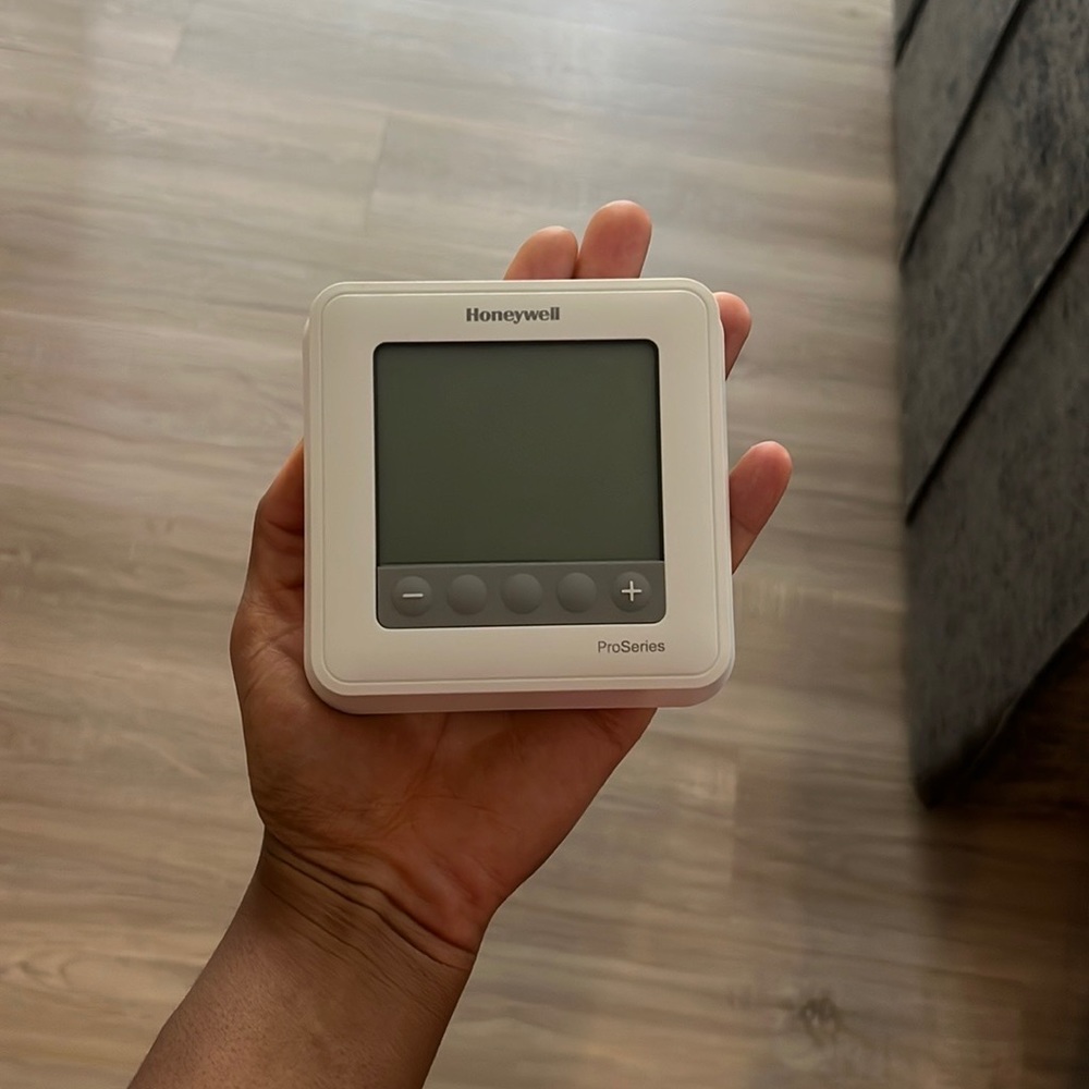 Honeywell Home Pro Series Thermostat